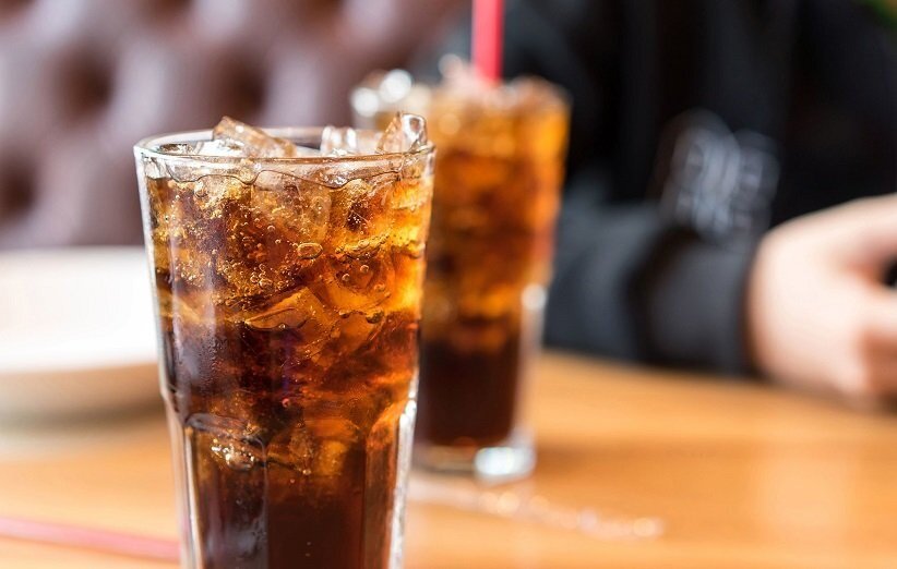 خطر مصرف نوشابه‌ها در گرمای هوا