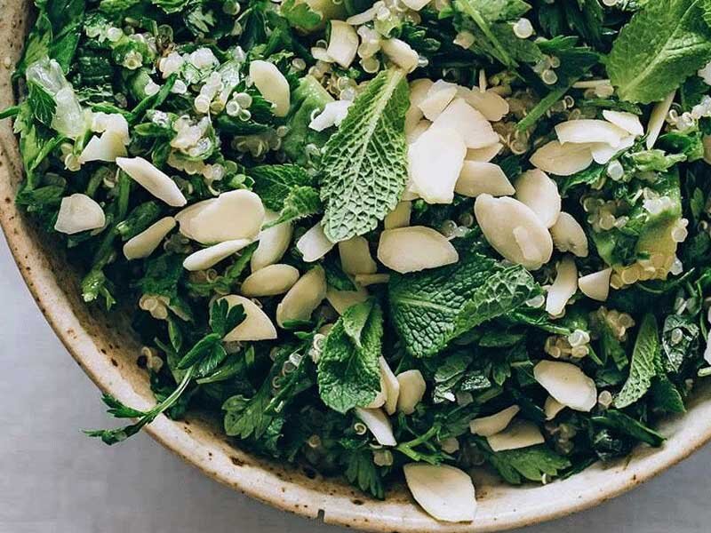 سالاد نعناع و گردو؛ سالاد ساده اما اصیل و پرخاصیت ایرانی