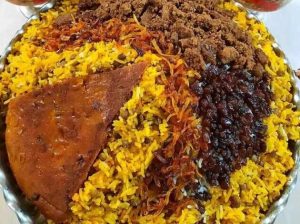 عدس پلوی نذری با گوشت چرخ کرده برای ماه رمضان